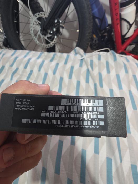 Sansung s25 ultra 12 GB 512 GB Titanun  Silverblue