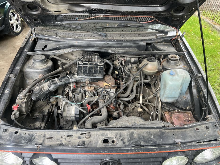 Продам Golf 2  1.6