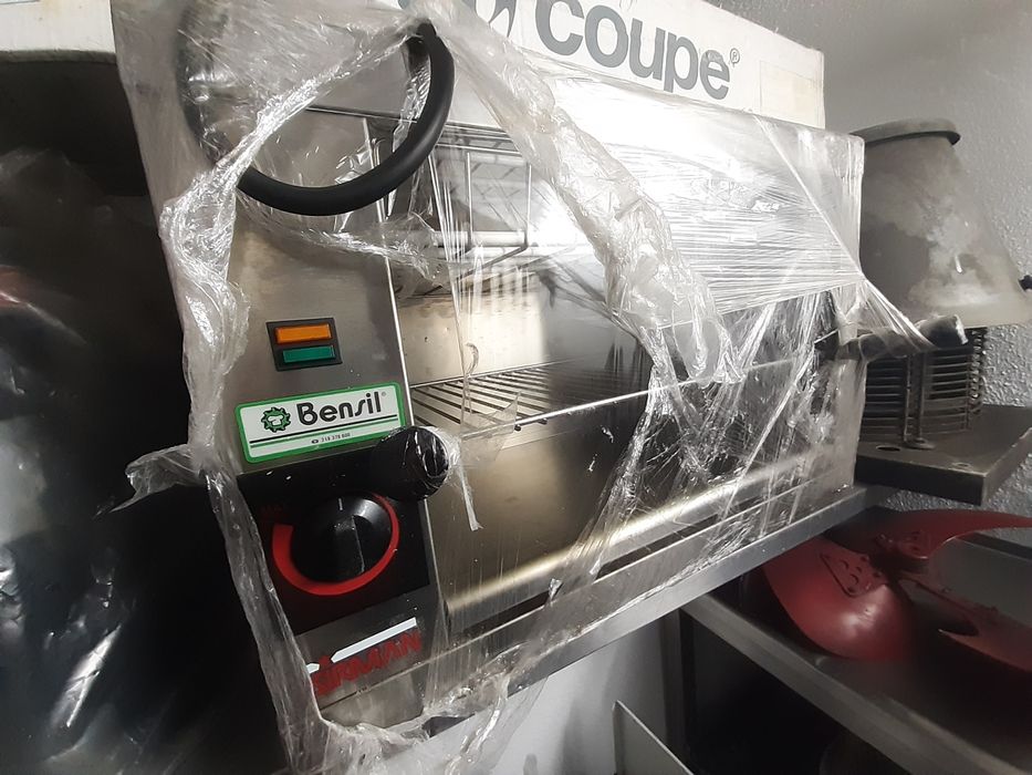 Gratinador Profissional Novo da Bensil