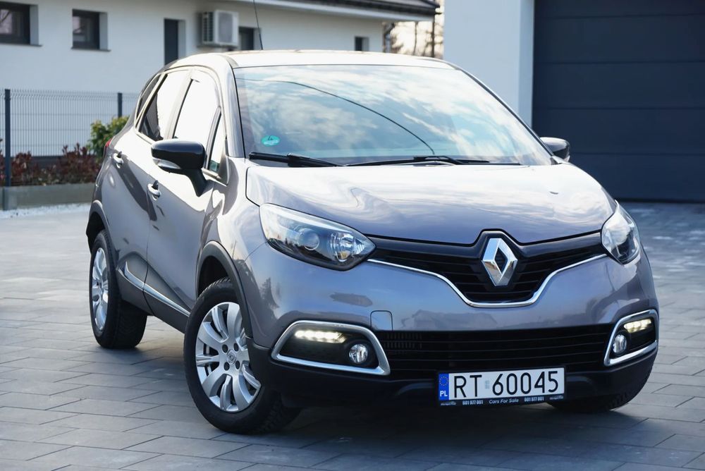 Renault Captur Zadbany ** Bezwypadkowy ** idealny stan
