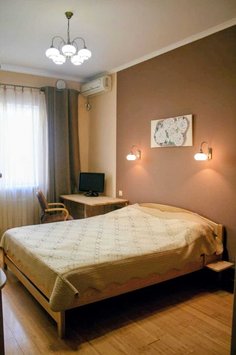 Чубинське, простора 3к квартира 95.5 кв.м, 82000 у.о