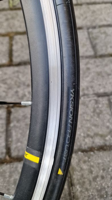Komplet kół szosowych Mavic elite ust z oponami 6ksion pro ust