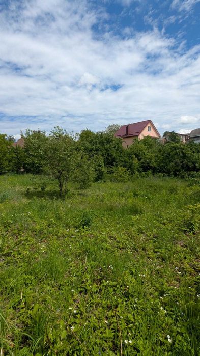 Продаж земельної ділянки Лезневе 5,7 соток
