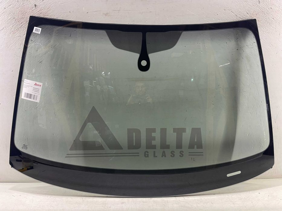Audi Q2 (2016-) - лобове скло, стекло лобовое
