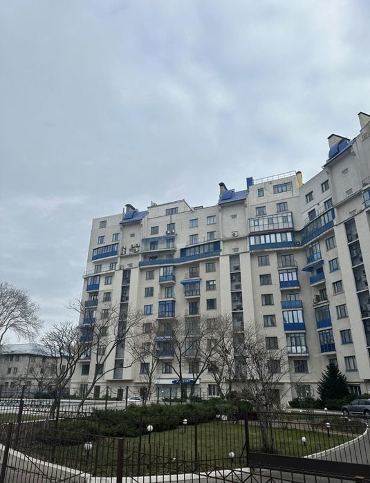 Пер.Мукачевский, Шикарная 3 комнатная квартира возле моря с паркингом