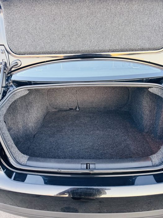 В продажі - Volkswagen Jetta 2010