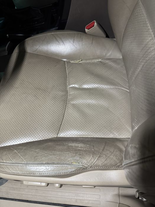 автомобиль Toyota Prado