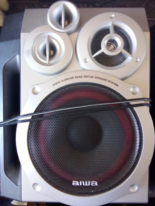 Продам колонки AIWA