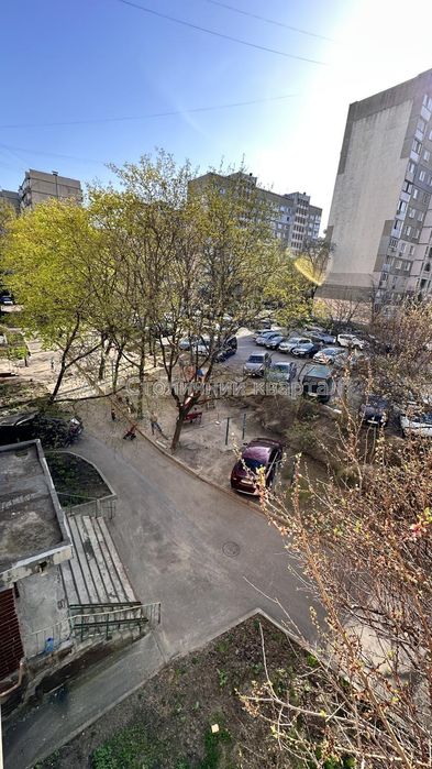 метро Лукʼянівська Тркімнатна Печенізька 1/7