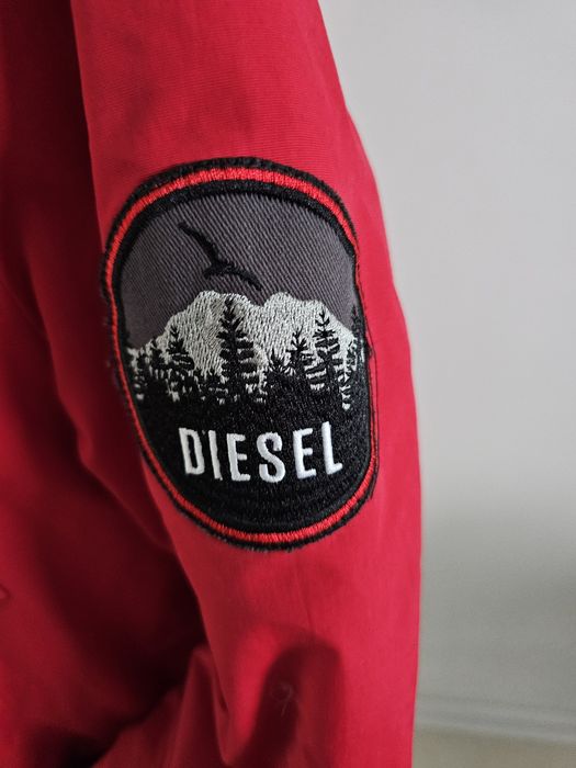 Kurtka zimowa diesel rozmiar xs czerwona płaszcz