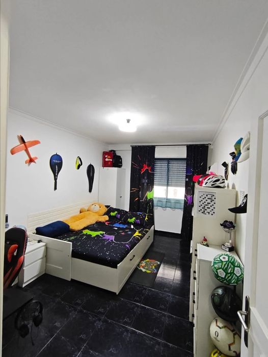 Apartamento t2 remodelado, na  avenida da liberdade, Baixa da Banheira