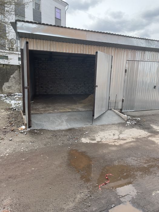 Оренда гаража в центрі міста