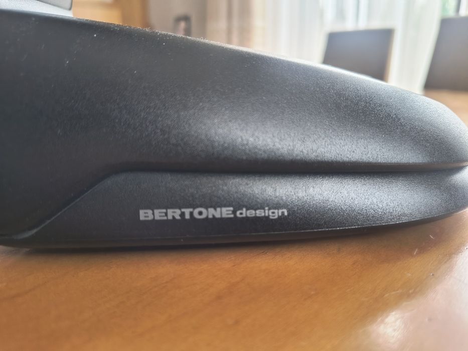 Lampka biurkowa Bertone