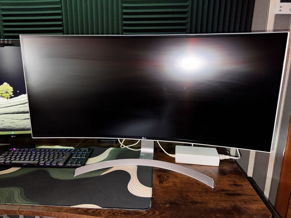 Monitor LG 34UC99-W 34″ UltraWide IPS (3440×1440) (не Samsung, 4K)