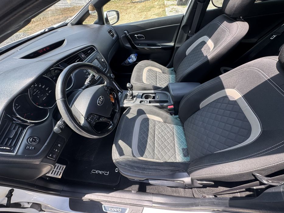 Kia Ceed SW GT Line 1.6 CRDi 2017 | Teto Panorâmico | GPS | 167.000 km