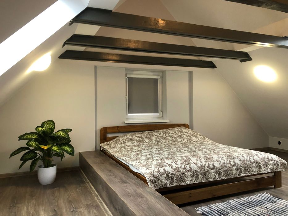 Dom bliźniak z ogrodem i garażem , bez pośredników