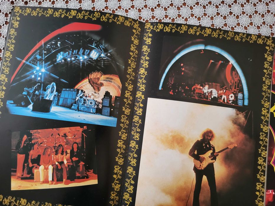 Rainbow dwa Tour Books