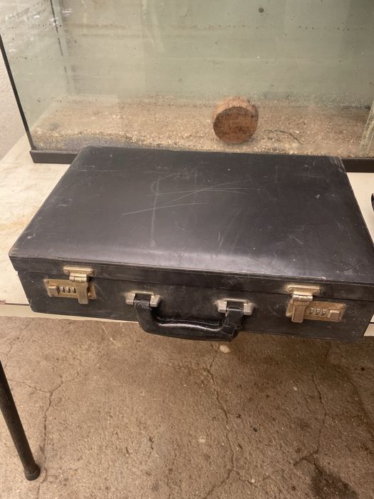 Pasta preta vintage classic