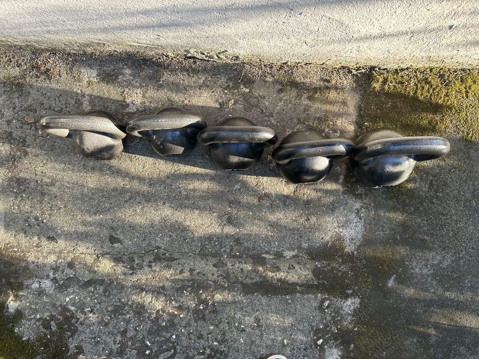 Kettlebell żeliwny 28 kg