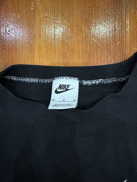 Стильна укорочена кофта від Nike