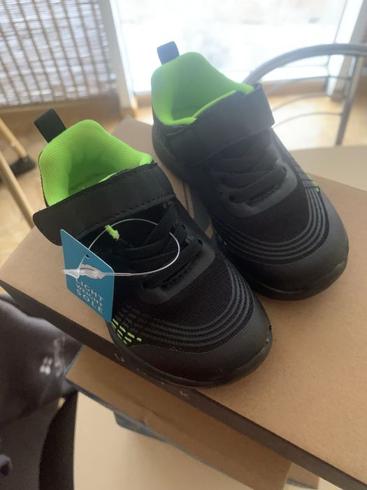 Кросівки на хлопчика