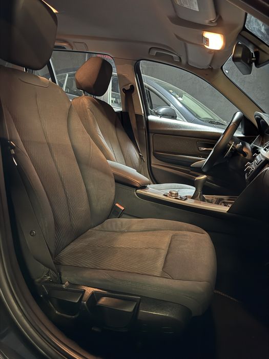 BMW 318d Touring  F31 Sport Line