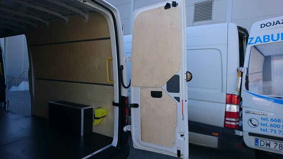 VW Crafter L3H2 podłoga i boki
