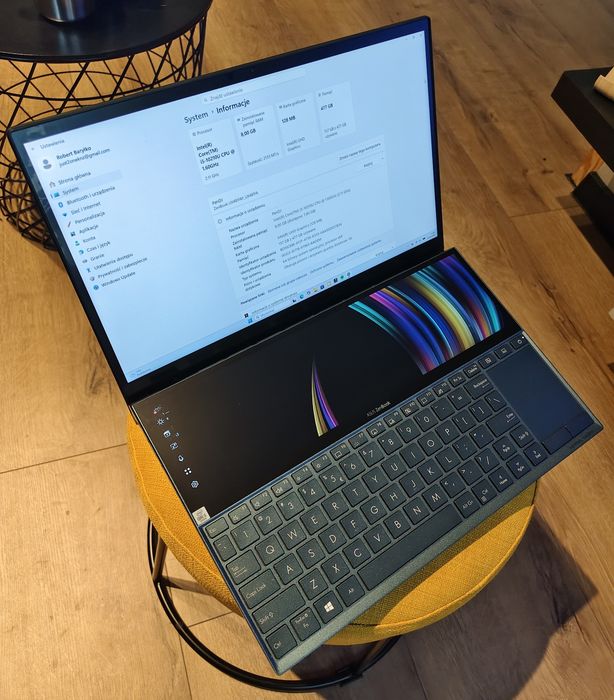 Laptop Asus Zenbook Duo