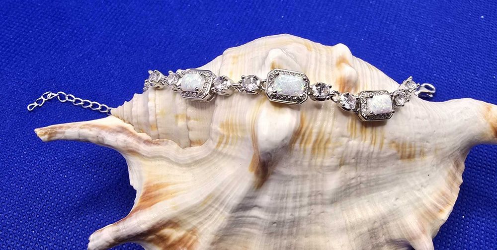 Elegancka Srebrna Bransoletka Z Białym Opalem Pr.925 5,72 g