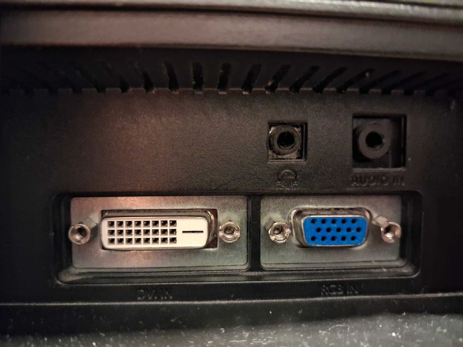 Monitor Samsung - model B2240EMW