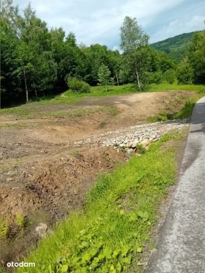 Działka budowlana 4500 m² w pięknej okolicy