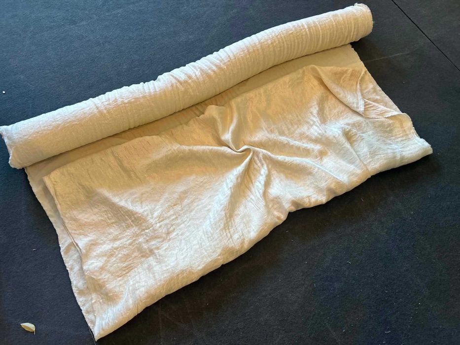 Tkanina nowa satyna poliestrowa 30 m