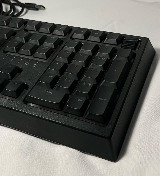 Teclado Razer Ornata V2