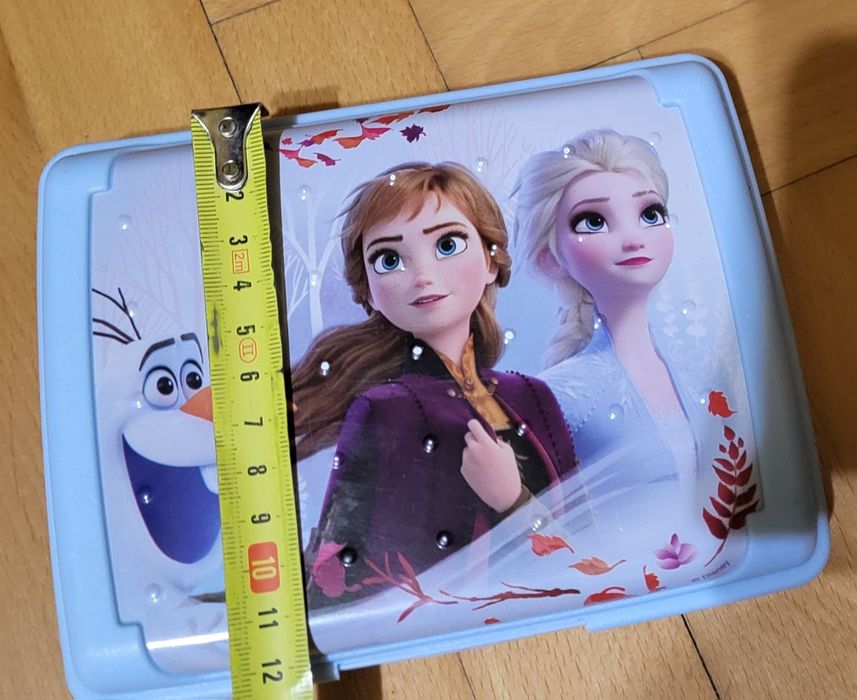 Pudełko  Anna i Elsa na prezenty lub skarby