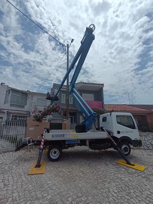 Aluguer de grua com cesto