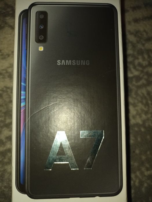 Samsung Galaxy A7 + etui cały lub na części