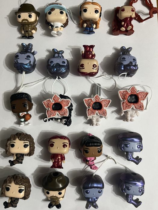 Велика колекція Stranger Things Kinder Joy
