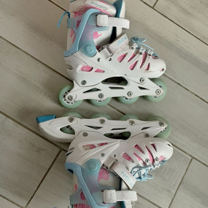 Ролики 32-36р регулюються