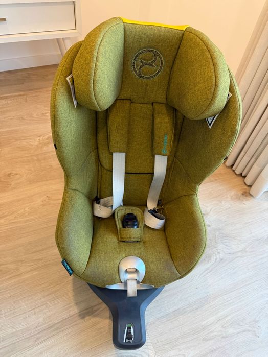 Cadeira Auto CYBEX Sirona Zi-Size, Isofix universal - Bom Estado