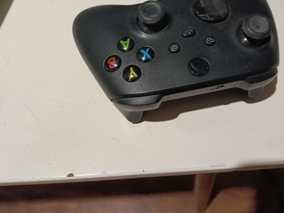 Sprzedam Xbox one s używany w bardzo dobrym stanie