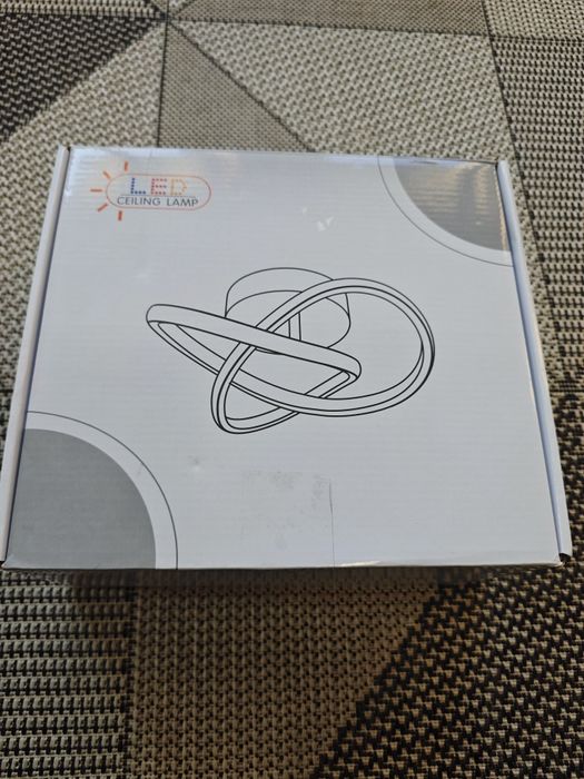 Стельова люстра (модерн)