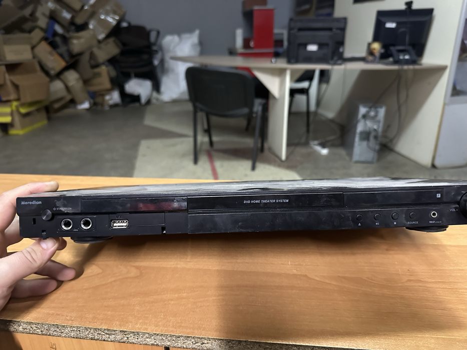 Музикальний центр JVC та DVD плеера