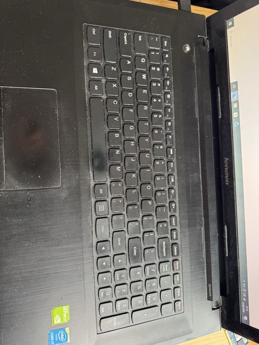 Laptop Lenovo 70-80 model  80FF  procesor i7