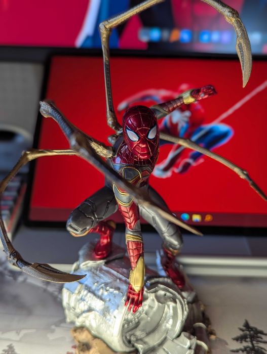 Фігурка Людина Павук 18cm. Hasbro Marvel Spider Man Колекційна Фігурка
