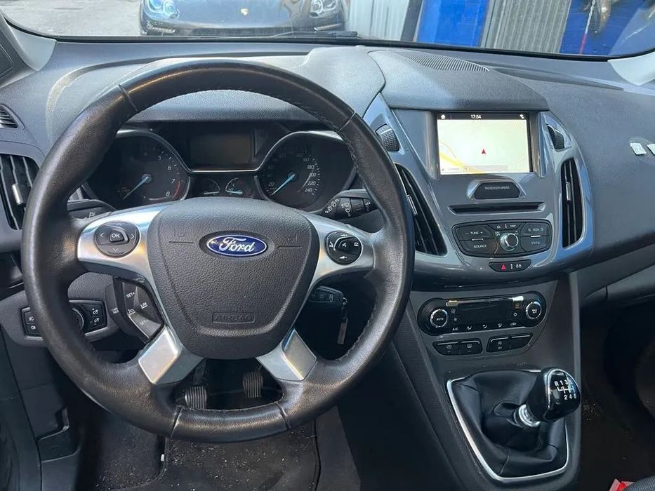 Ford Transit / Tourneo Connect 2013 -2021 (Para Peças)