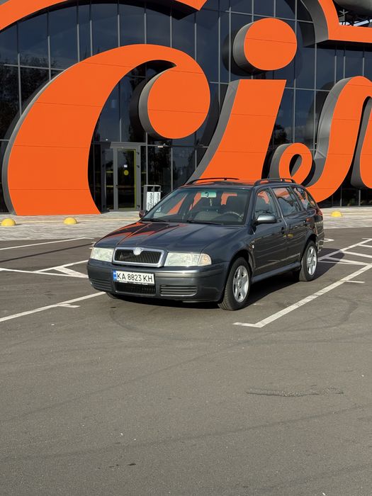 Skoda Octavia Tour 2003 1.6 mpi в гарному стані