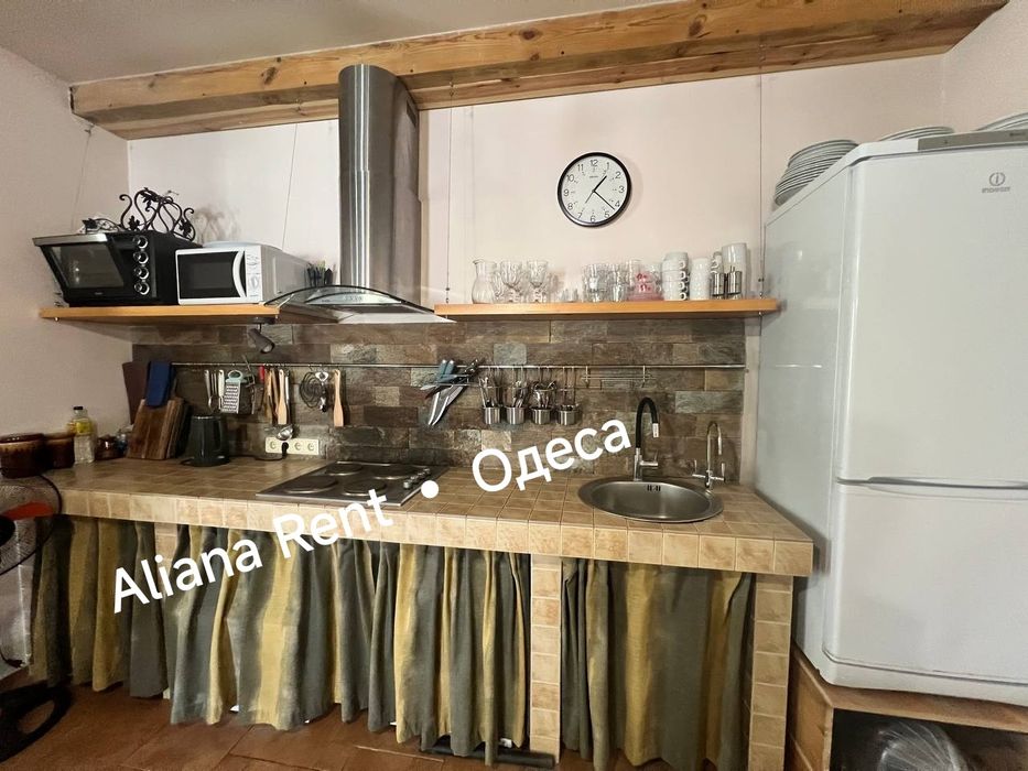Оренда будинку пляж Золотий берег