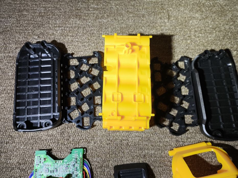 Корпус аккумулятор DeWalt XR FLEXVOLT 18/54В Li-Ion 6 Ач (DCB546)