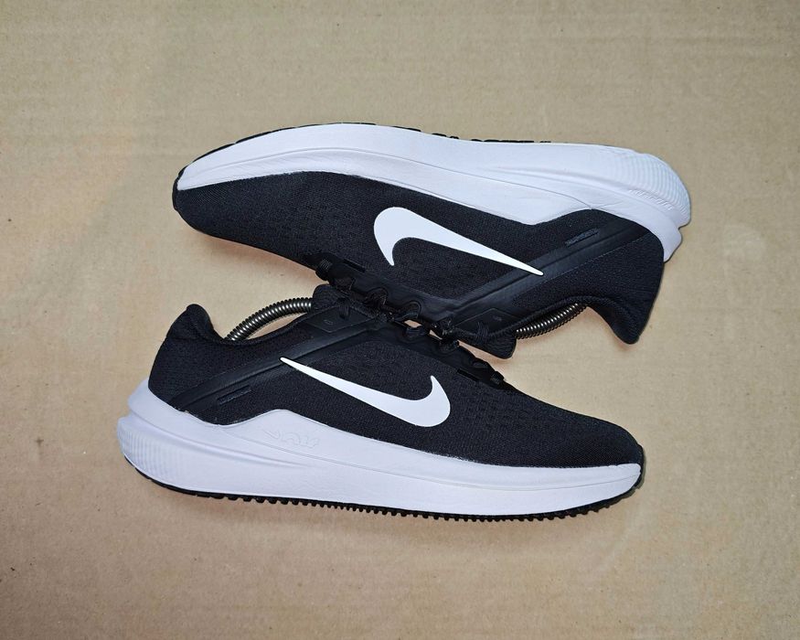 Оригінальні Бігові Кросівки Nike Air Winflo 10  Розмір 41