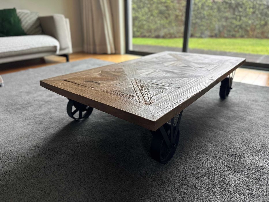 Mesa apoio decorativa